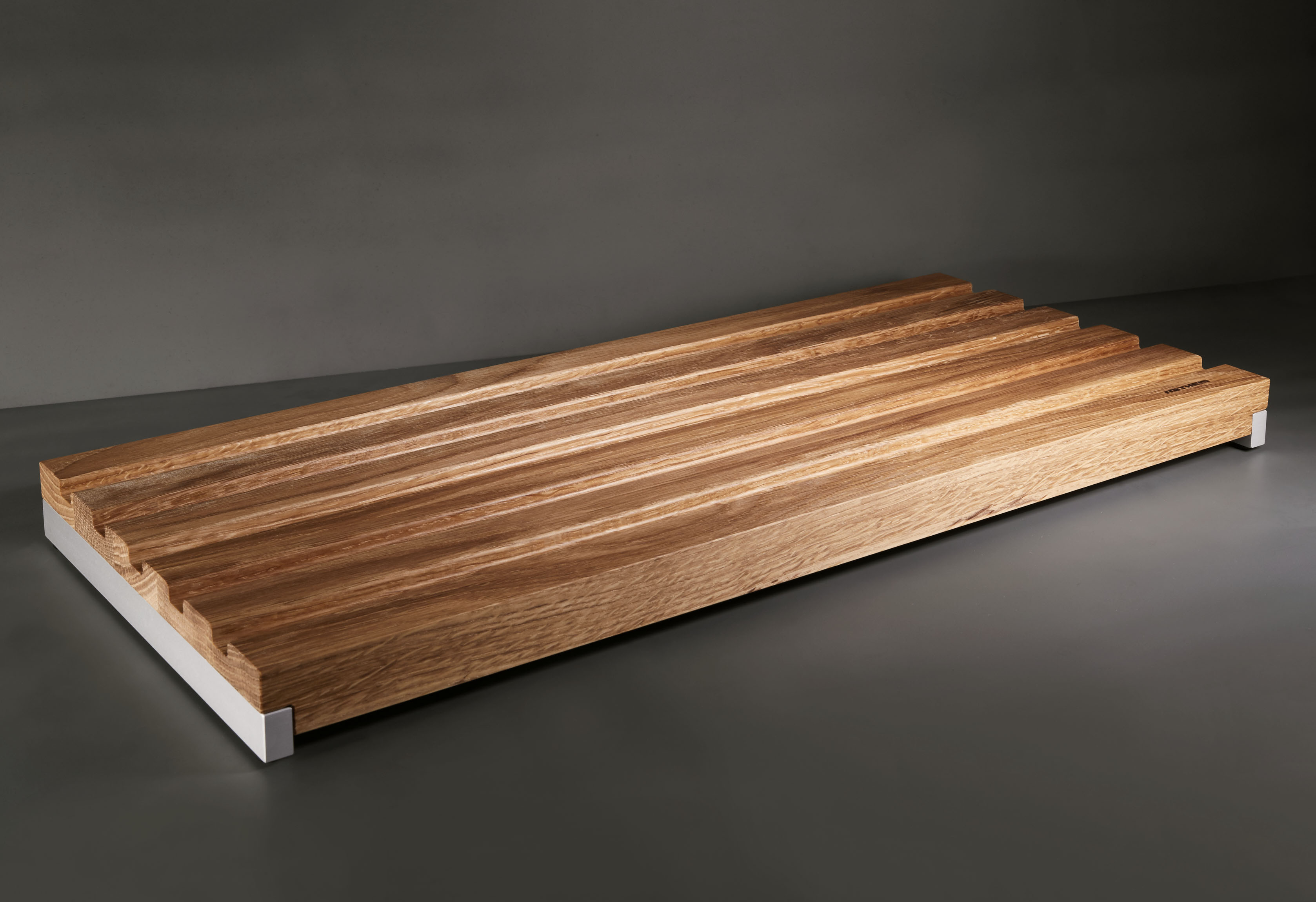 Großes Brotschneidbrett Eiche-Aluminium