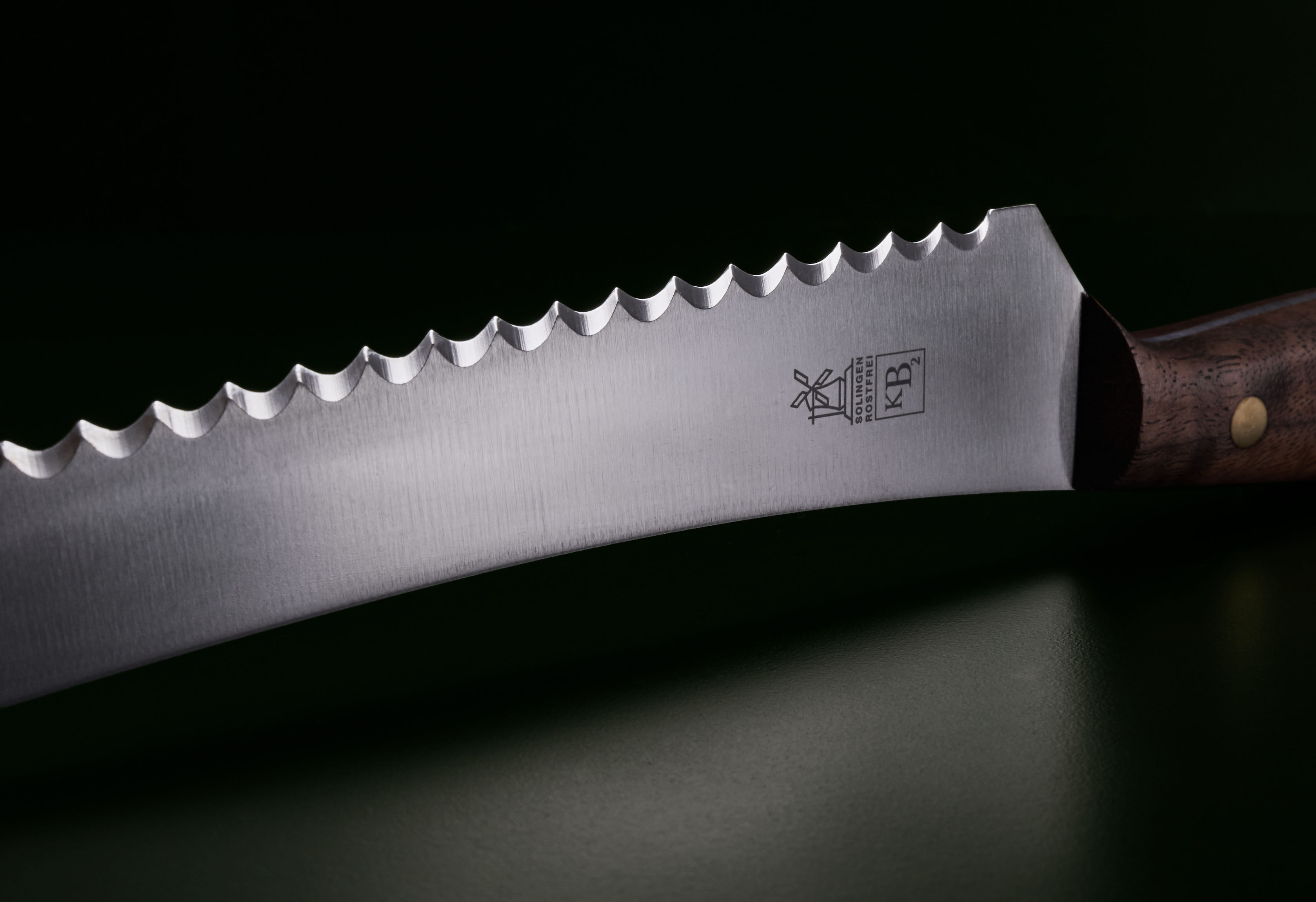 BrotBeidhänder Brotsäge 22,5cm Walnuss rostfrei