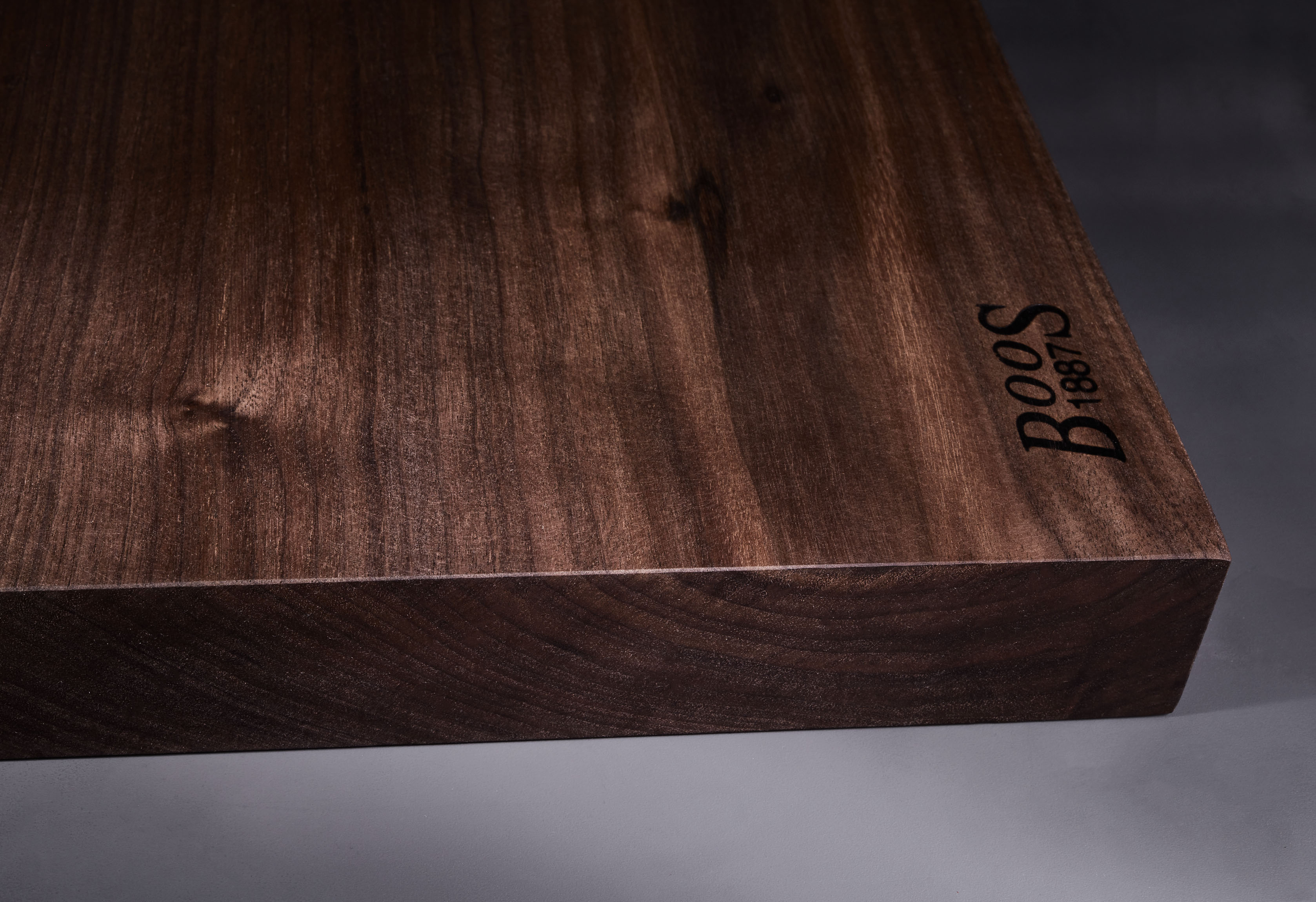 Großes Schneidebrett rustikal Walnuss 4,5cm