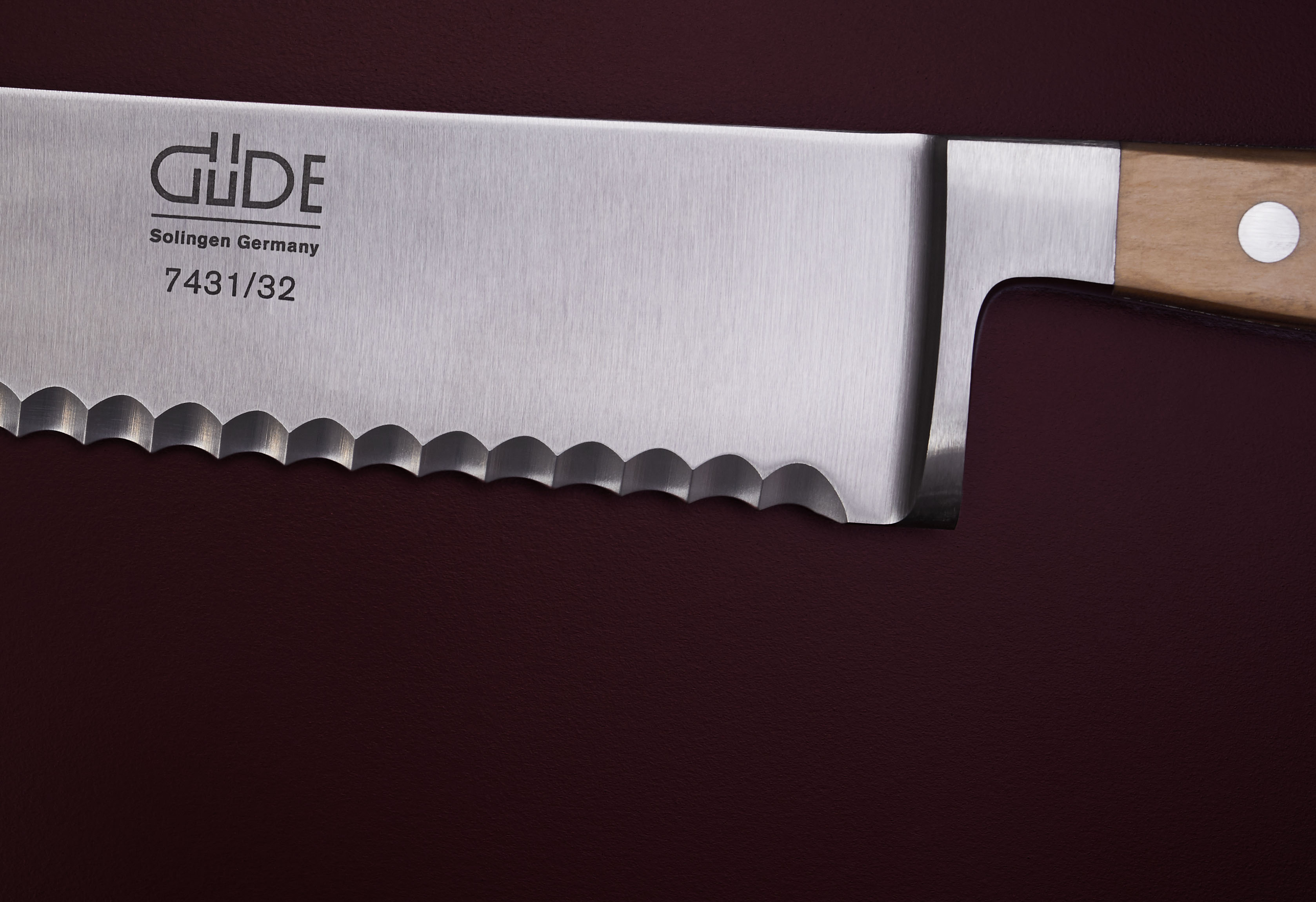 Großes Brotmesser Linkshänder, 32cm