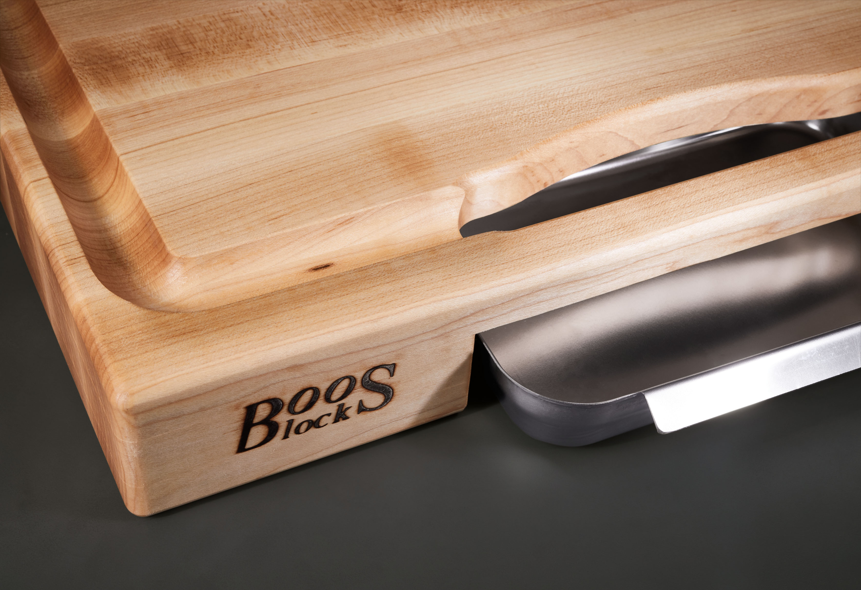 Mittleres Profi-Schneidebrett mit Saftrille und Auffangschale Ahorn 6cm